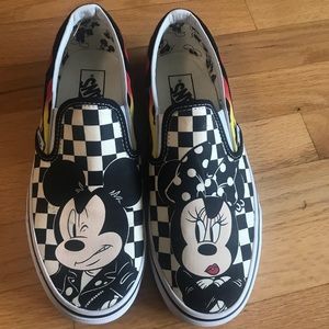 WOMENS DISNEY CLASSIC SLIP ON MICKEY & MINNIE
